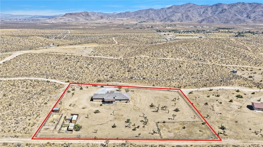 Property photo for 25575 Rancho, Apple Valley, CA