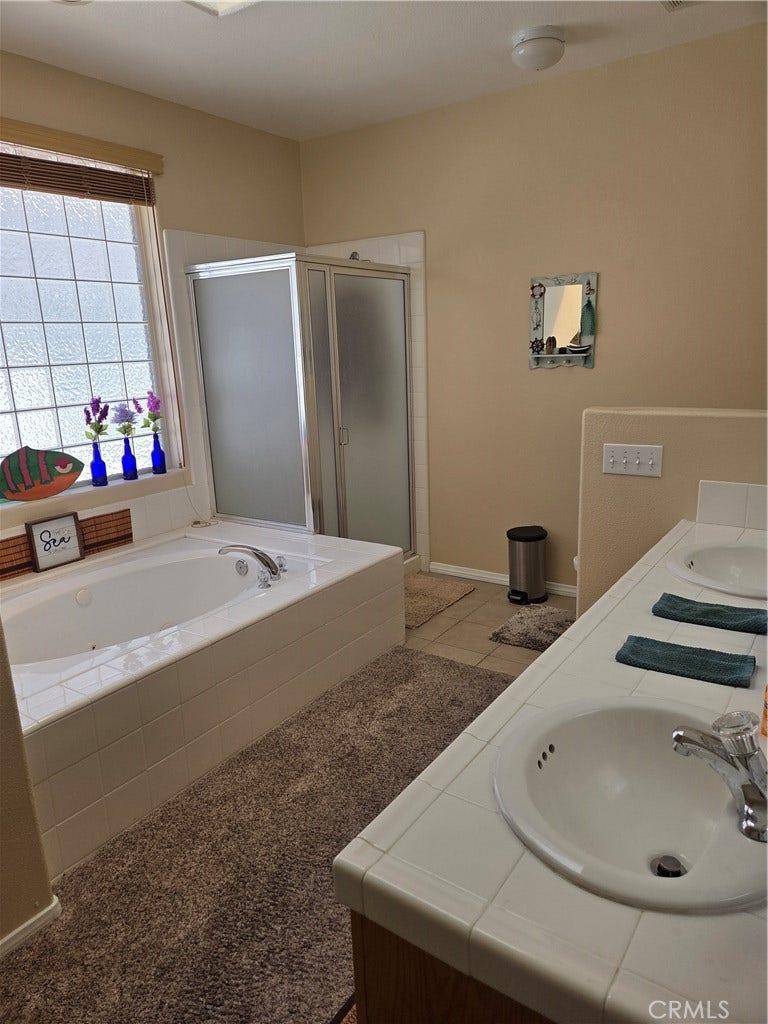 11262 Country Club, Apple Valley, CA 92308 11262 Country Club, Apple Valley, CA 92308