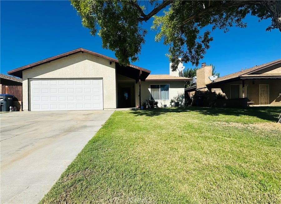 Property photo for 44419 Watford Ave, Lancaster, CA