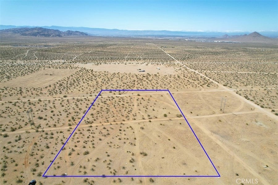 Property photo for 52 Rubicon Street, Apple Valley, CA