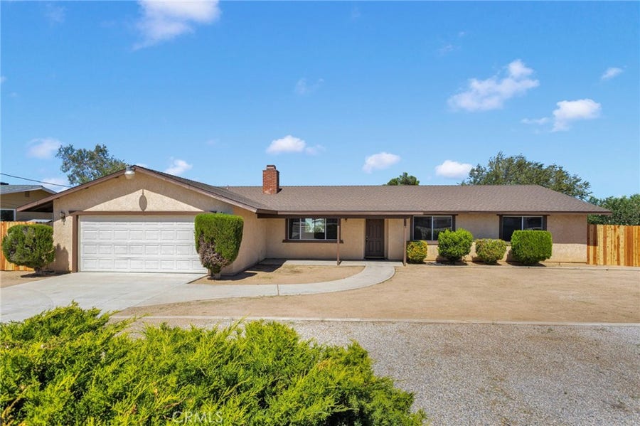 Property photo for 18256 Danbury, Hesperia, CA