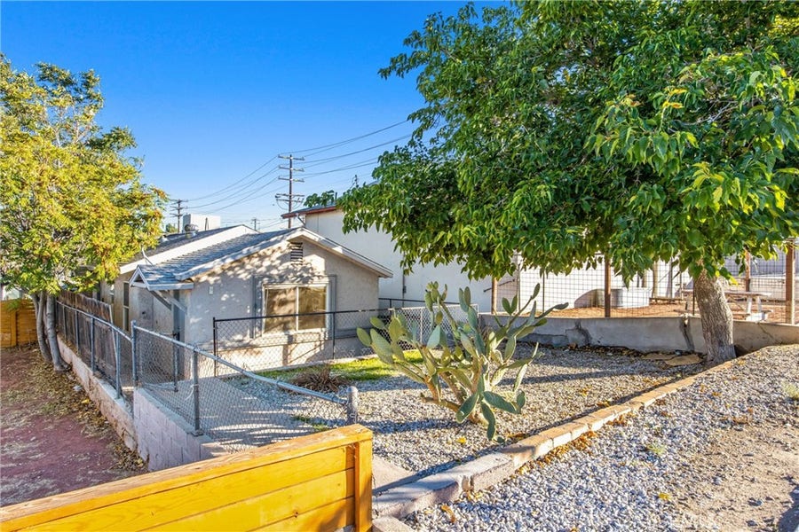 Property photo for 15557 5th Street, Victorville, CA