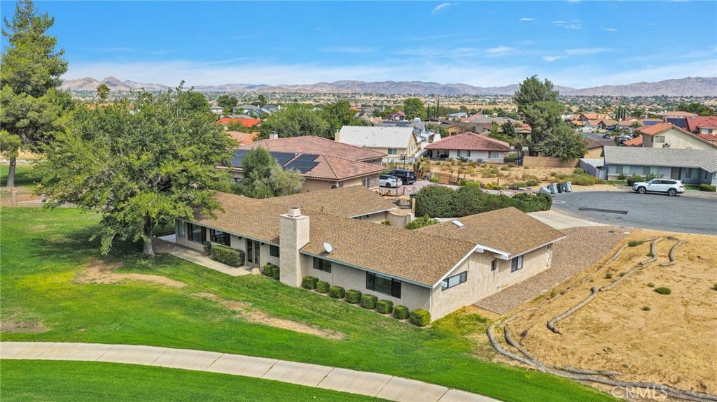 12572 Coronado Lane, Victorville, CA 92395 Backyard