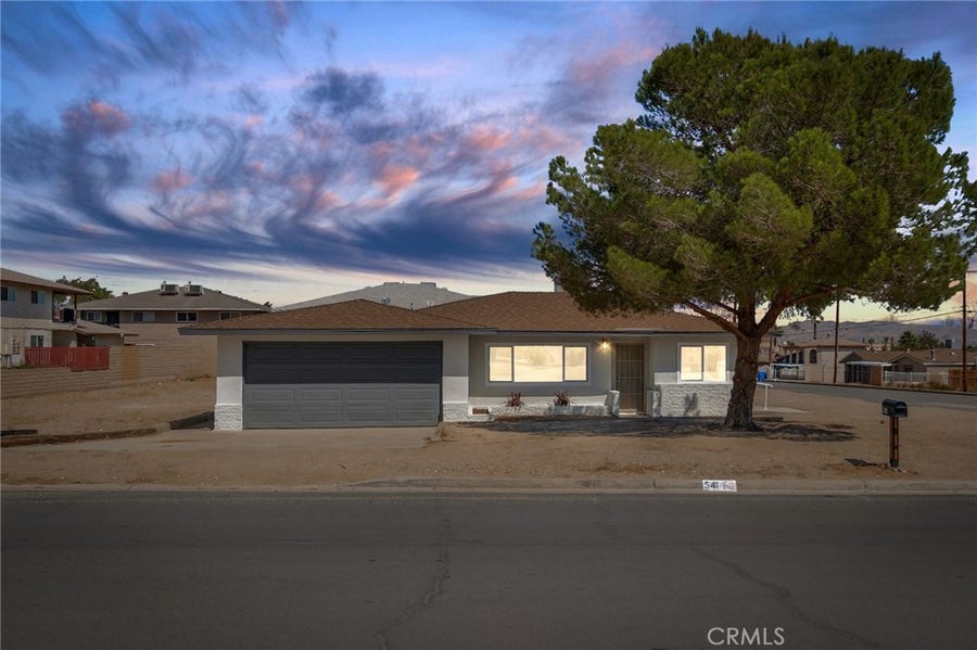 Property photo for 541 Windy Pass, Barstow, CA