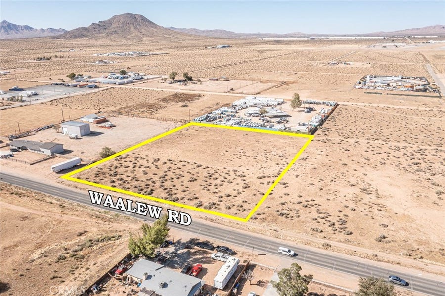 Property photo for 4634060 Waalew Road, Apple Valley, CA