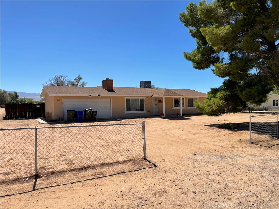 Property photo for 14371 Jicarilla Road, Apple Valley, CA