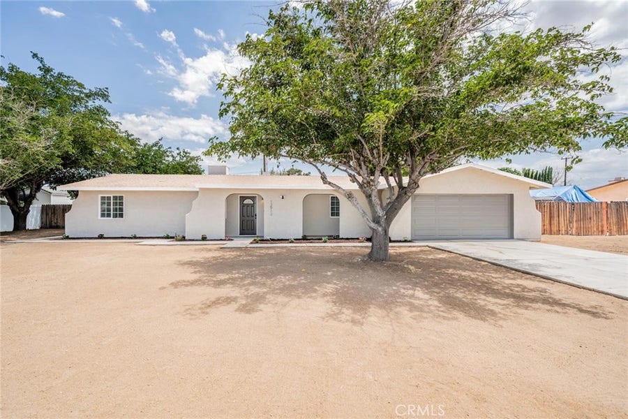 Property photo for 13913 Cronese Road, Apple Valley, CA