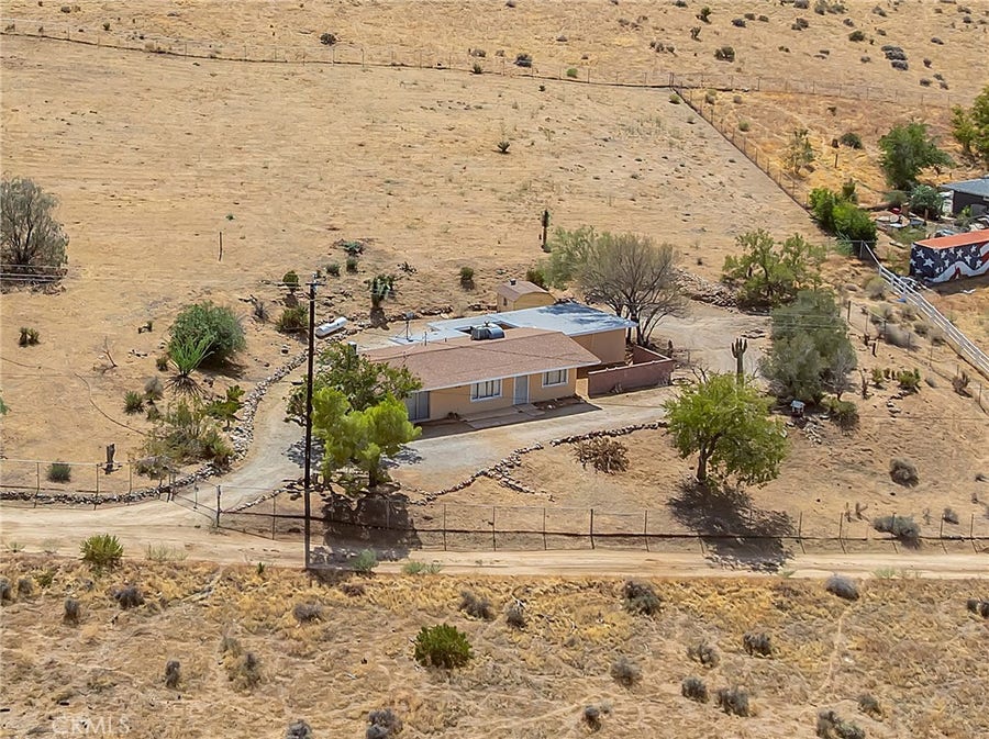 Property photo for 9838 Buena Vista Street, Apple Valley, CA