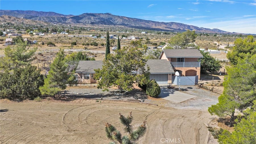 Property photo for 3789 Hollister, Phelan, CA