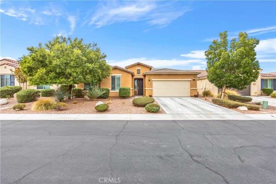 Property photo for 11752 Cascade, Apple Valley, CA