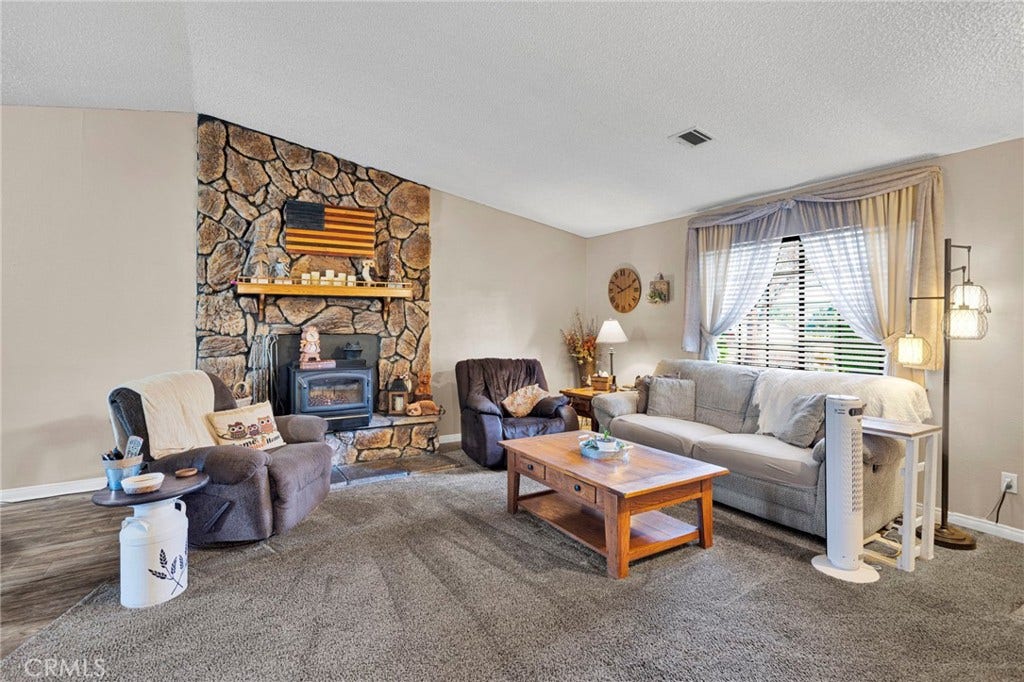 8090 Corona, Hesperia, CA 92345 8090 Corona, Hesperia, CA 92345