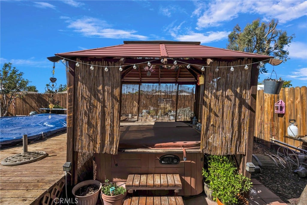 8090 Corona, Hesperia, CA 92345 8090 Corona, Hesperia, CA 92345