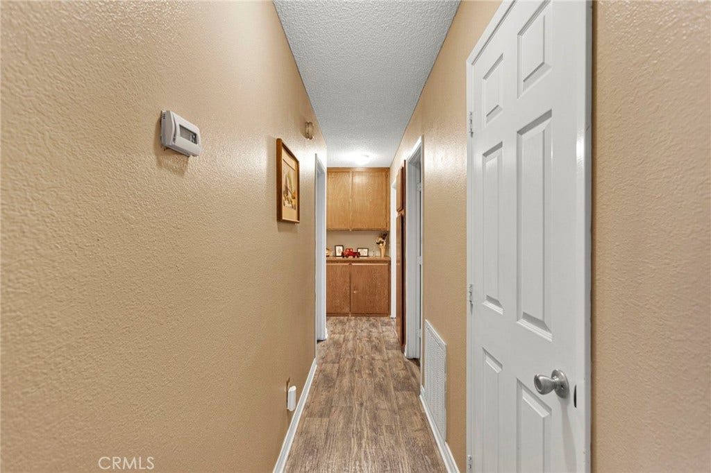 8090 Corona, Hesperia, CA 92345 8090 Corona, Hesperia, CA 92345
