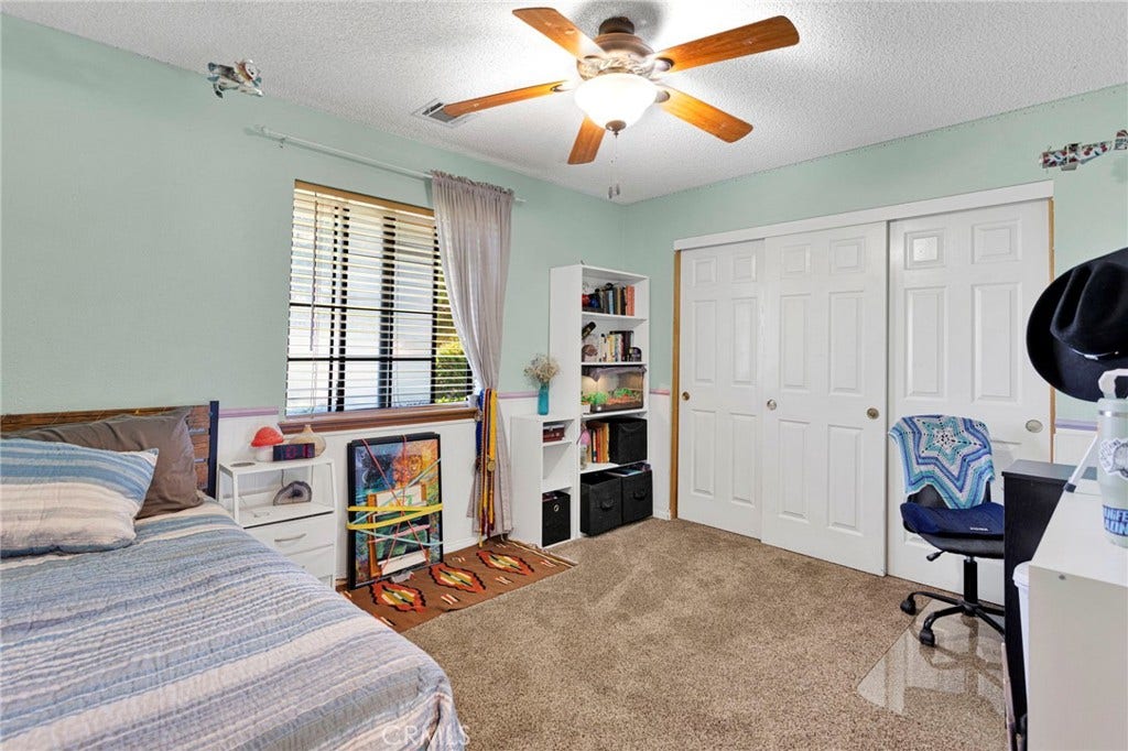 8090 Corona, Hesperia, CA 92345 8090 Corona, Hesperia, CA 92345