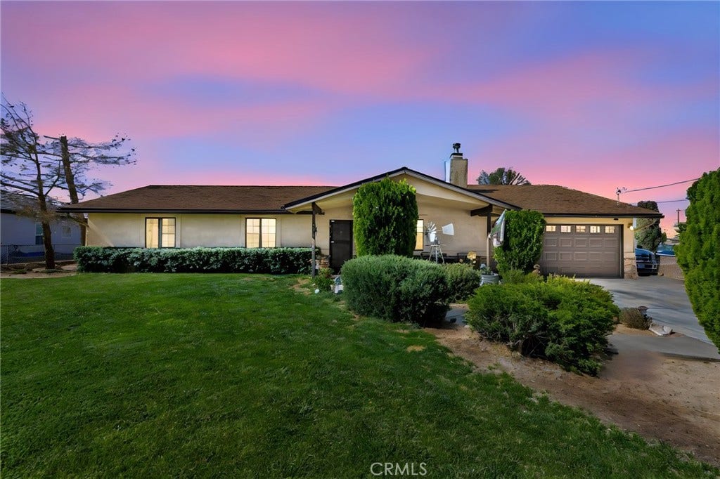 8090 Corona, Hesperia, CA 92345 8090 Corona, Hesperia, CA 92345