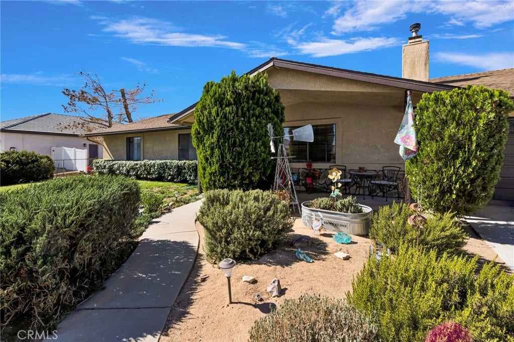 8090 Corona, Hesperia, CA 92345 8090 Corona, Hesperia, CA 92345