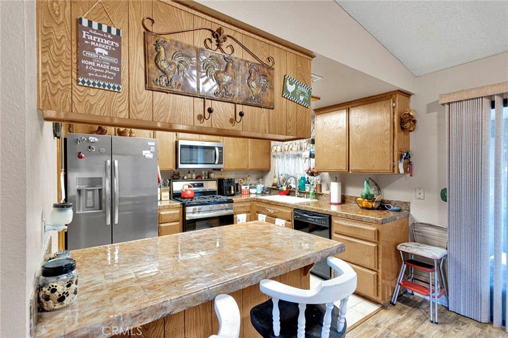 8090 Corona, Hesperia, CA 92345 8090 Corona, Hesperia, CA 92345
