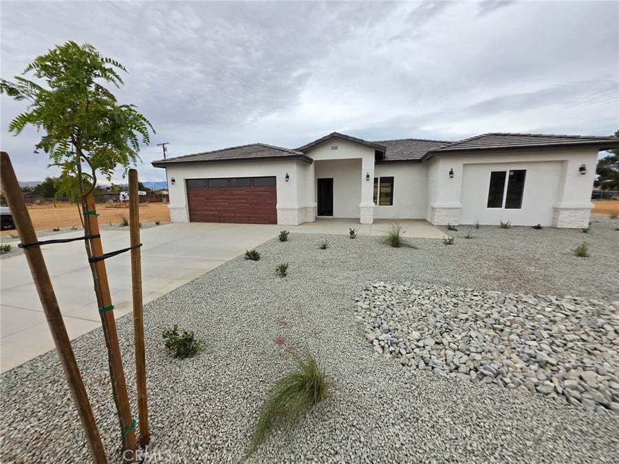 Property photo for 20530 OTOE Road, Apple Valley, CA