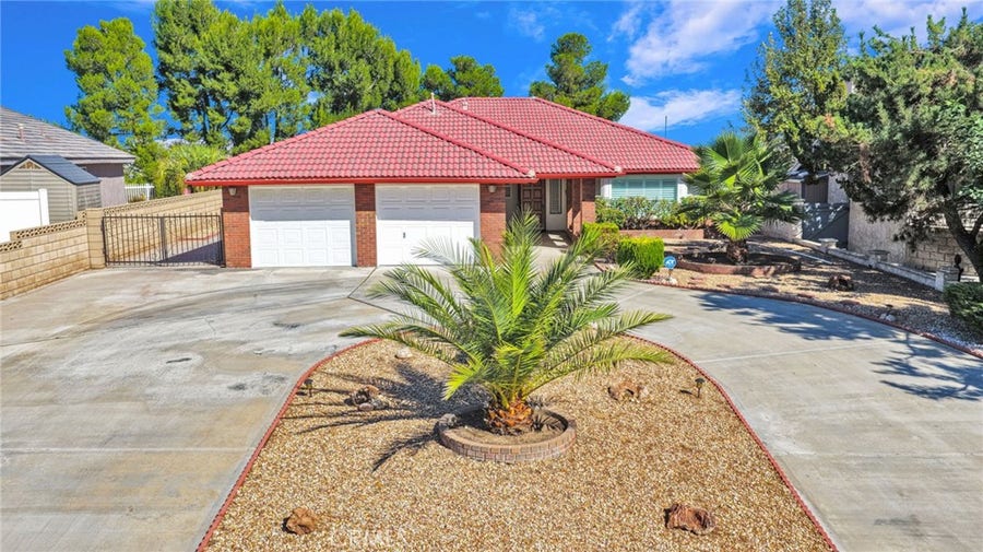 Property photo for 13355 Stoneridge Drive, Victorville, CA