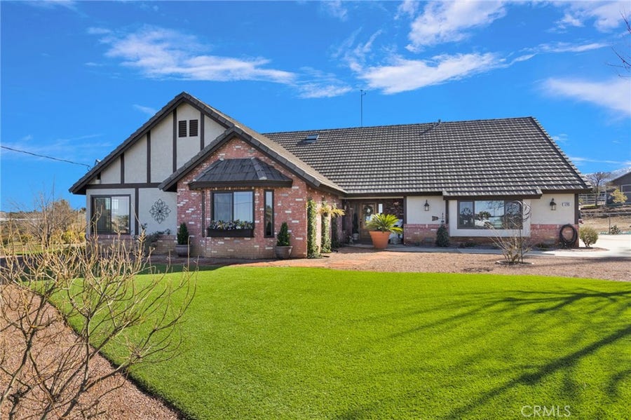 Property photo for 5205 Snow Line, Phelan, CA