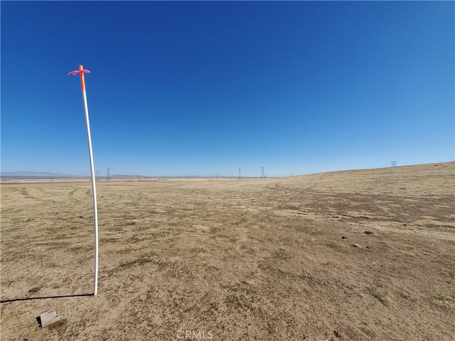 Property photo for 2 Ave E4 Avenue, Lancaster, CA