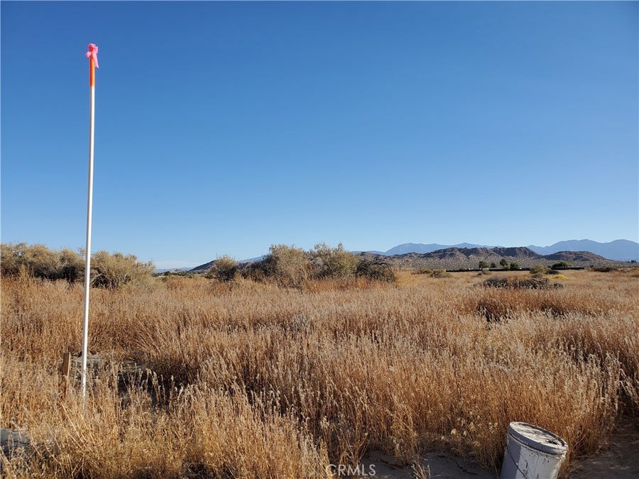 Property photo for 2 Near 150th Street, Palmdale, CA