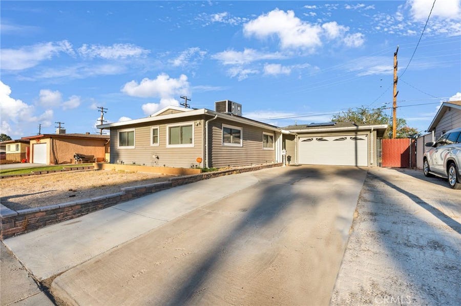 Property photo for 661 Stevens, Barstow, CA