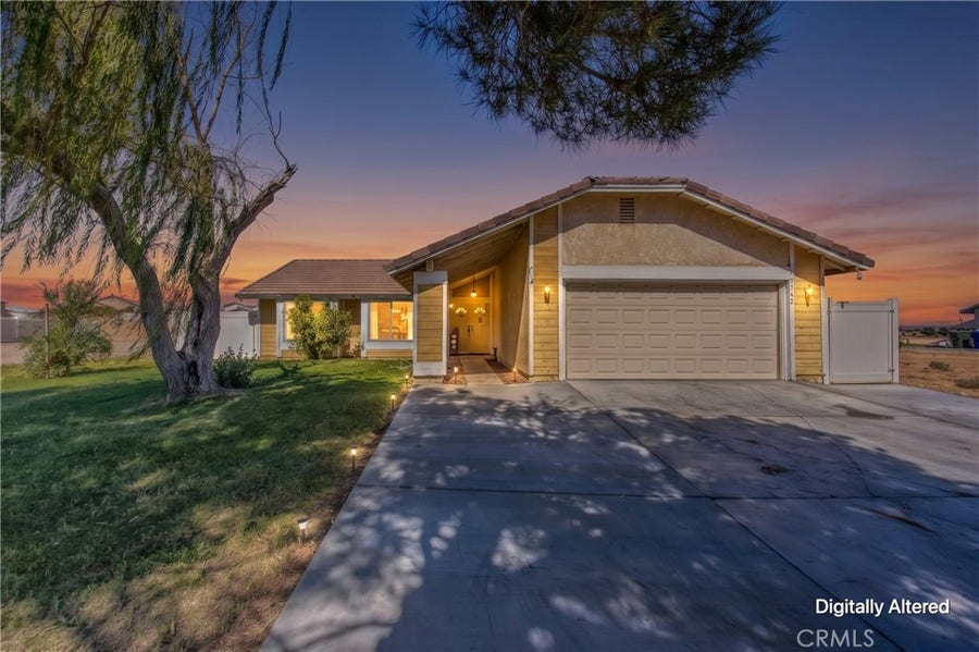 Property photo for 14742 Rivers Edge Rd, Helendale, CA