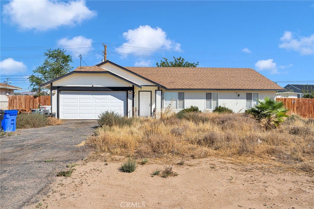 11425 Kiowa Road, Apple Valley, CA 92308 11425 Kiowa Road, Apple Valley, CA 92308