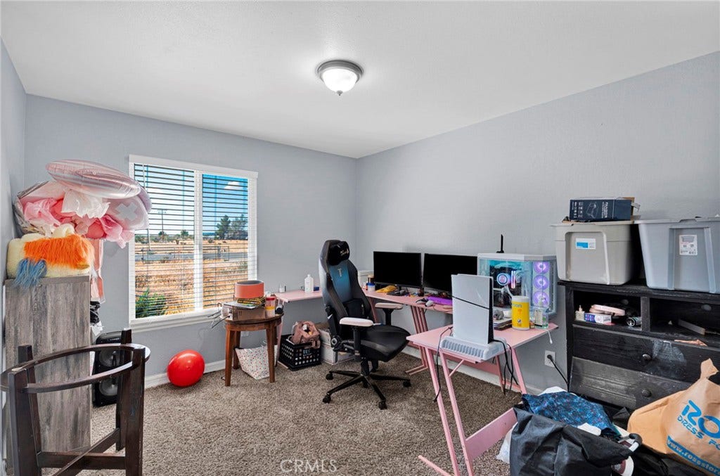 11425 Kiowa Road, Apple Valley, CA 92308 11425 Kiowa Road, Apple Valley, CA 92308
