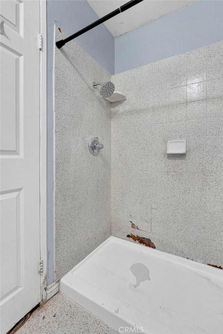 11425 Kiowa Road, Apple Valley, CA 92308 11425 Kiowa Road, Apple Valley, CA 92308