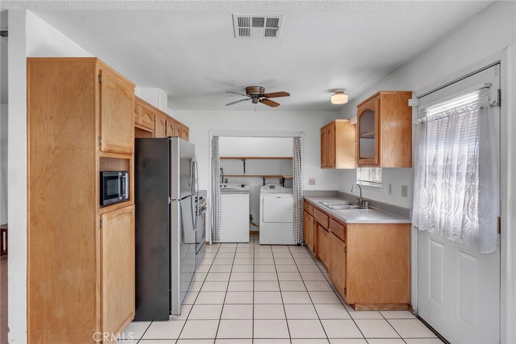 20993 Geronimo Road, Apple Valley, CA 92308 20993 Geronimo Road, Apple Valley, CA 92308