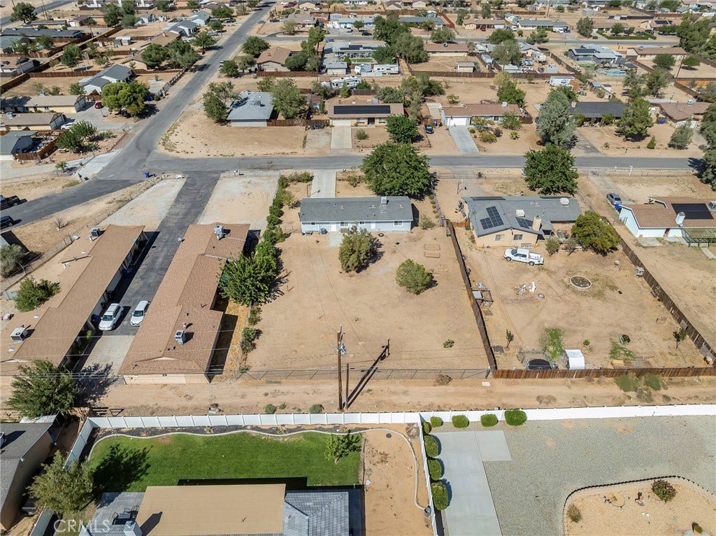 20993 Geronimo Road, Apple Valley, CA 92308 20993 Geronimo Road, Apple Valley, CA 92308