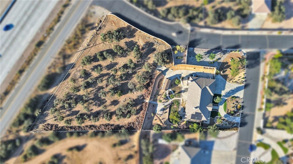 6980 Oak View Court, Oak Hills, CA 92344