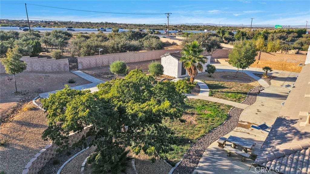 6980 Oak View Court, Oak Hills, CA 92344