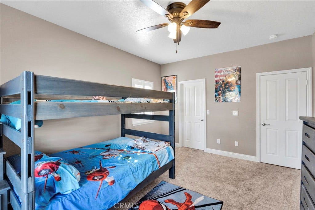 6980 Oak View Court, Oak Hills, CA 92344