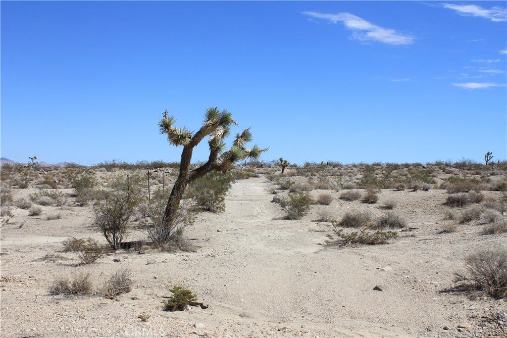 769 Meridian Road, Lucerne Valley, CA 92356