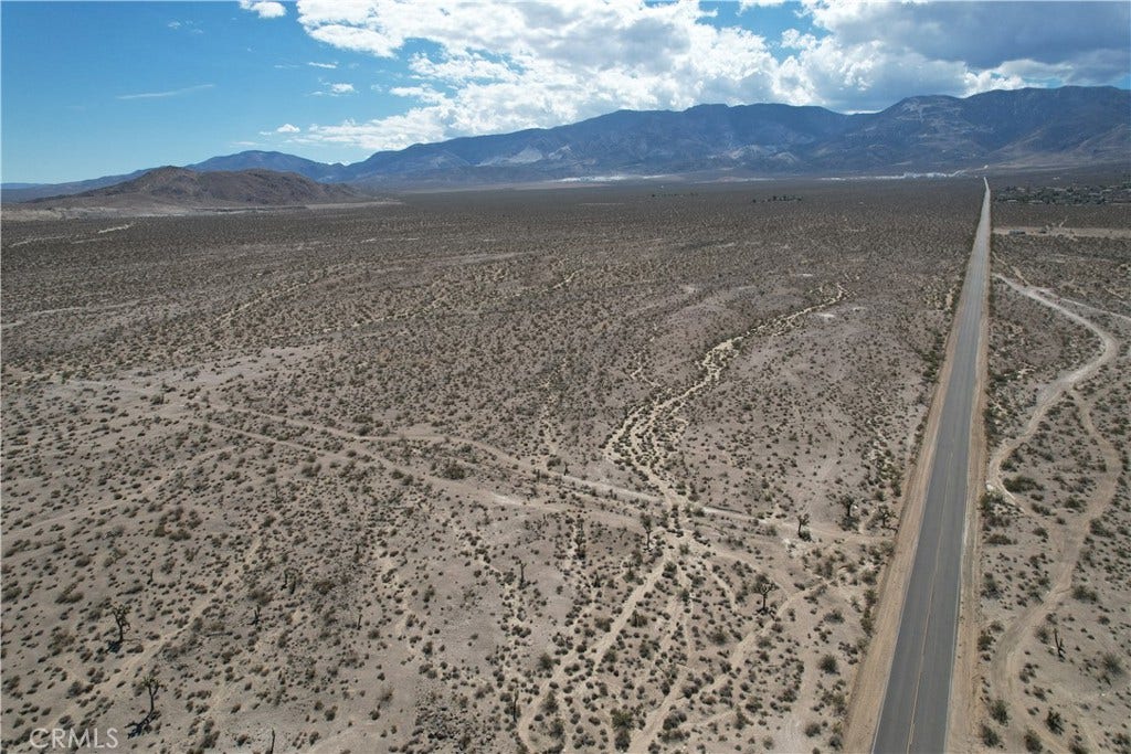 769 Meridian Road, Lucerne Valley, CA 92356