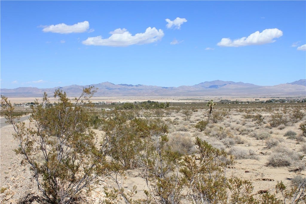 769 Meridian Road, Lucerne Valley, CA 92356