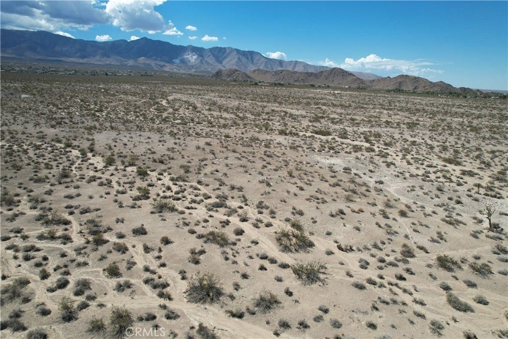 769 Meridian Road, Lucerne Valley, CA 92356