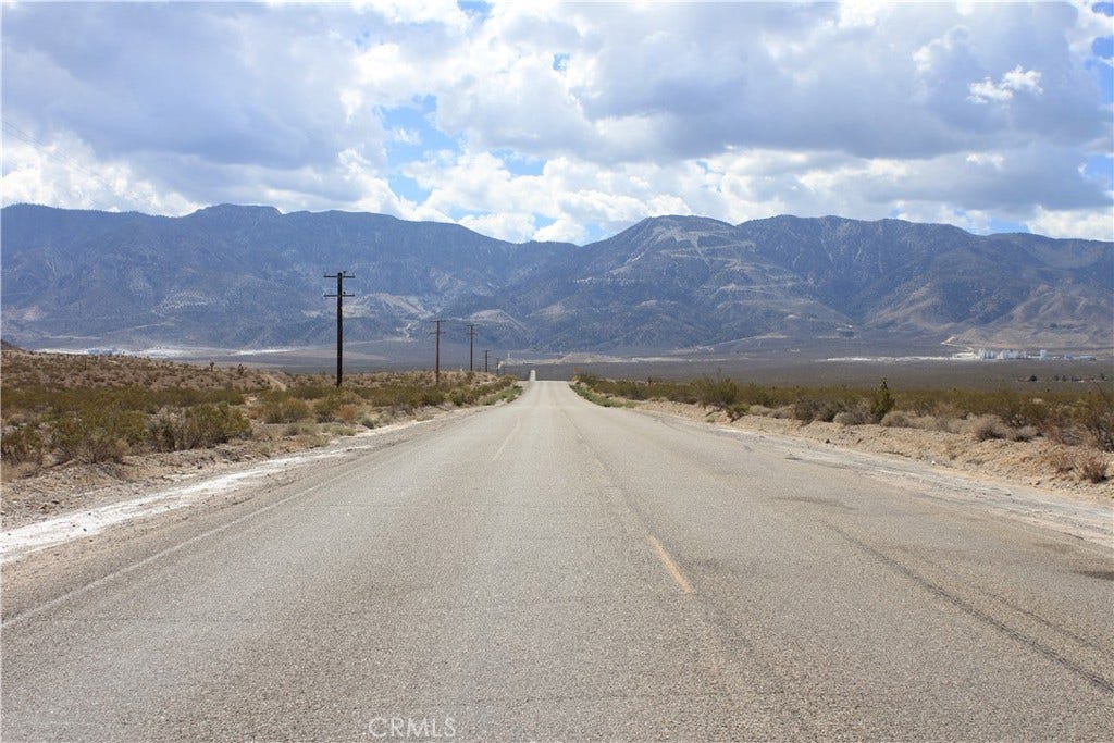 769 Meridian Road, Lucerne Valley, CA 92356