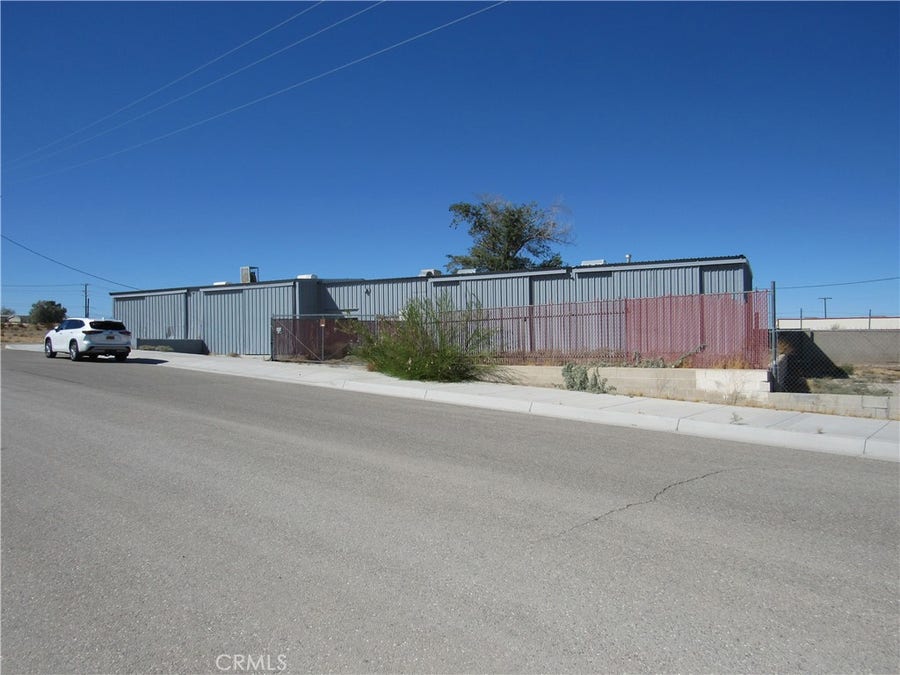 Property photo for 880 Laverne Avenue, Barstow, CA