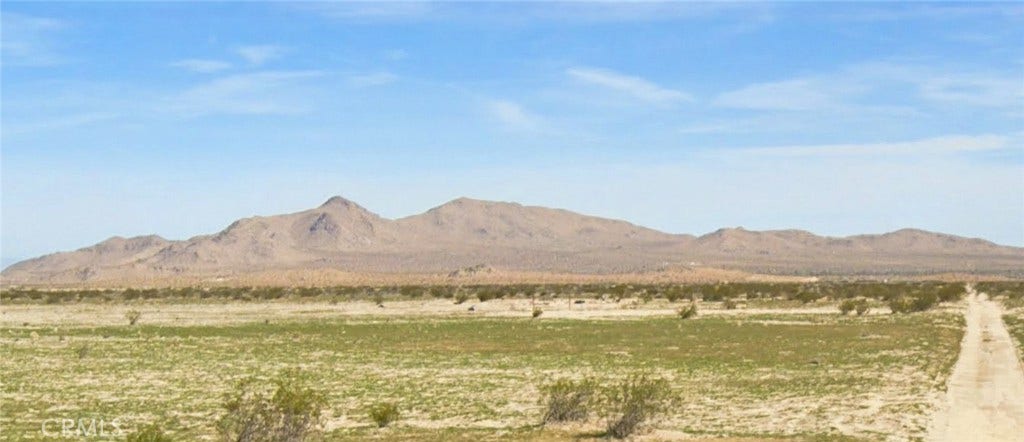 197 Avenue N 11, Palmdale, CA 93591