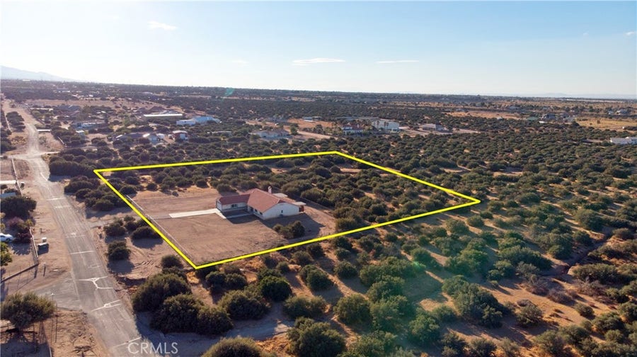 Property photo for 9352 Cedar Street, Phelan, CA