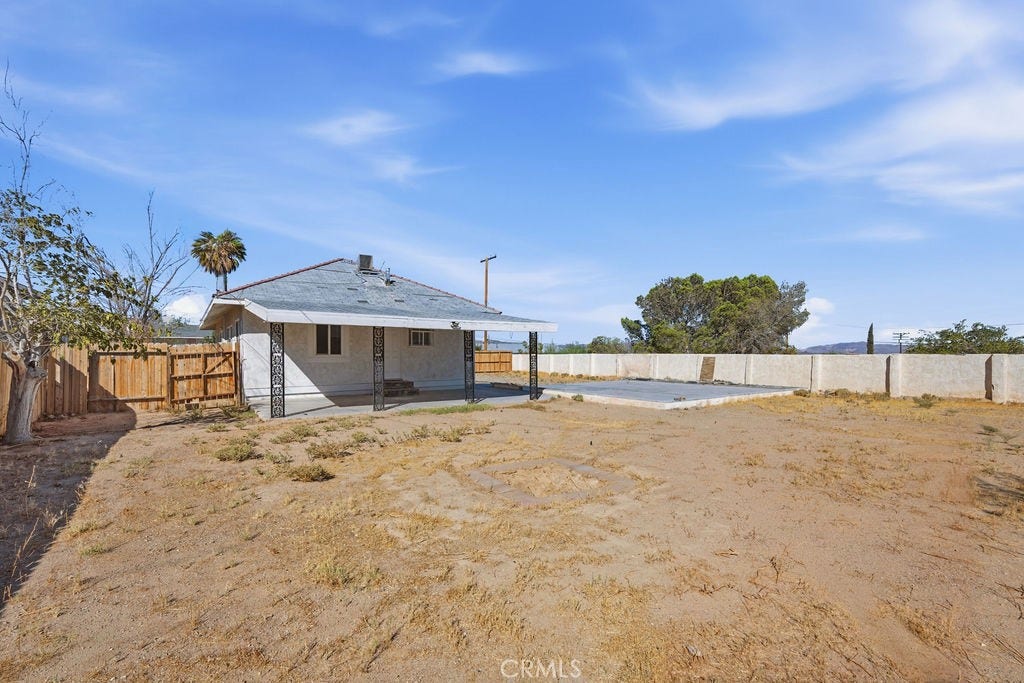 270 Juniper Street, Barstow, CA 92311