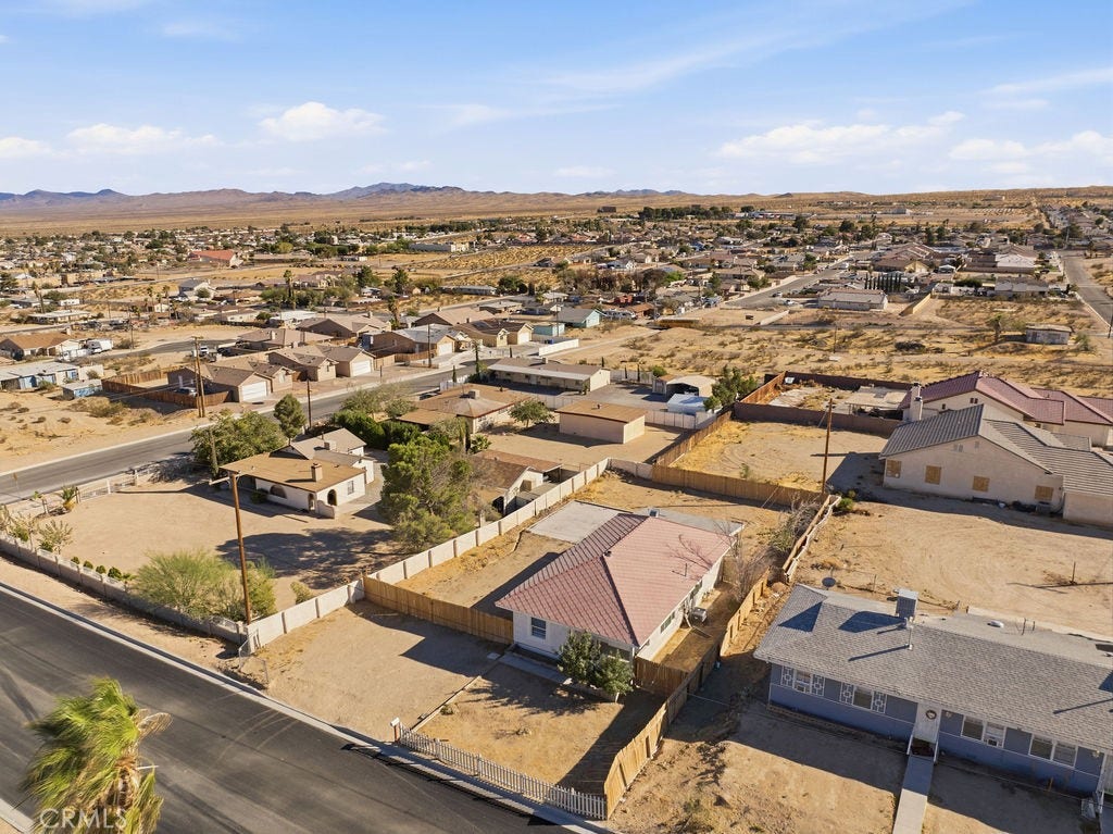 270 Juniper Street, Barstow, CA 92311