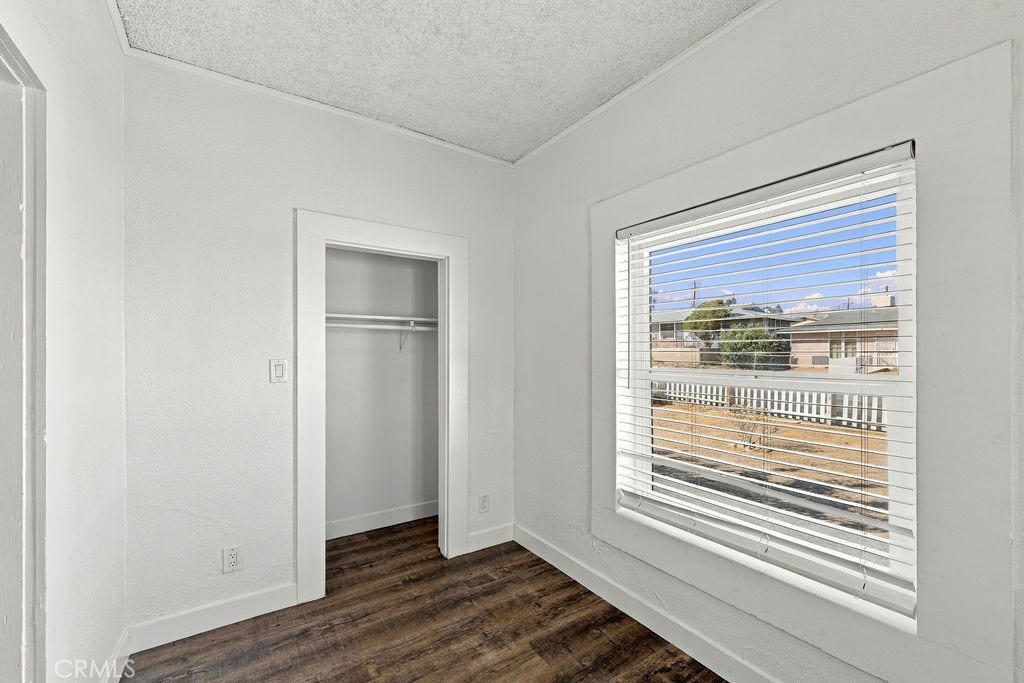 270 Juniper Street, Barstow, CA 92311