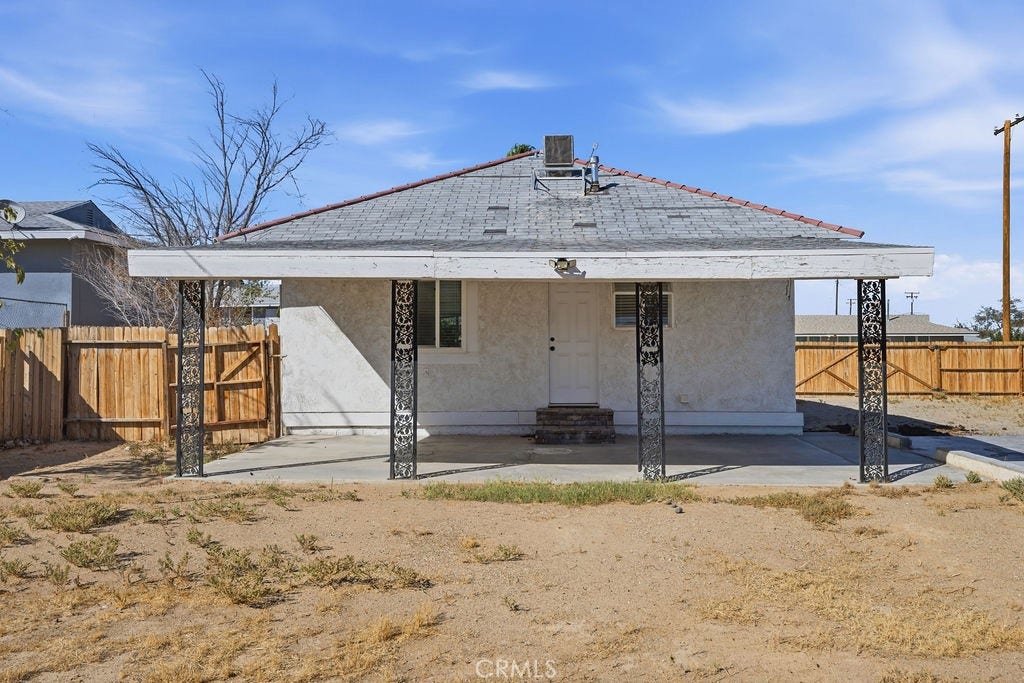 270 Juniper Street, Barstow, CA 92311