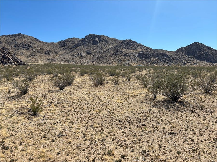 Property photo for 10 Hwy 395, Hinkley, CA