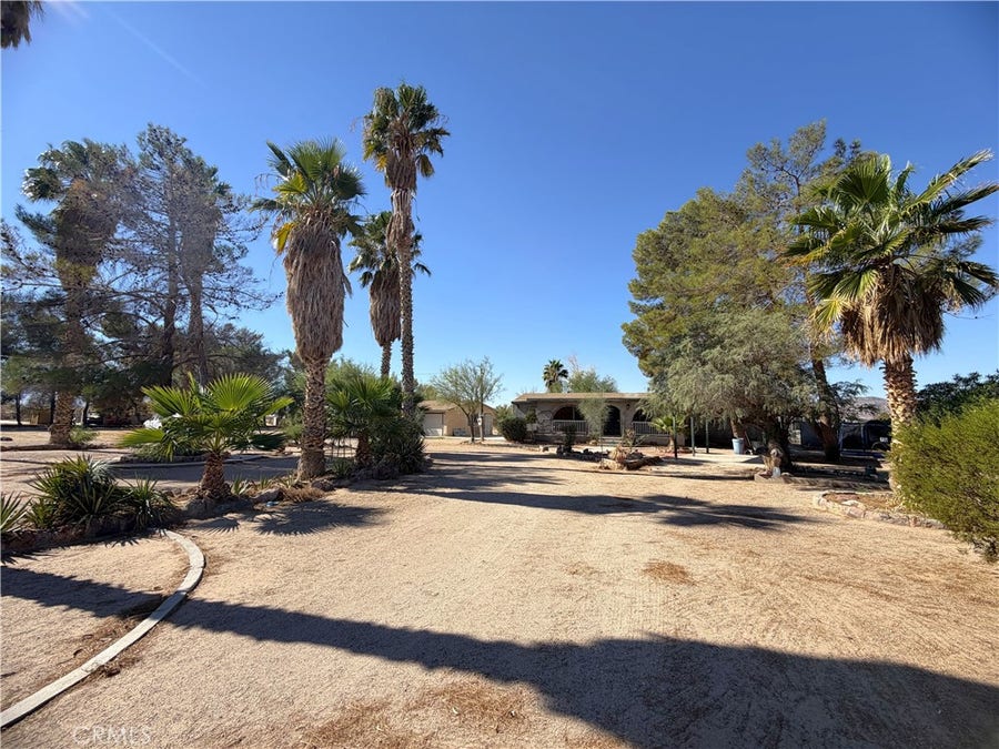 Property photo for 37136 Indian Avenue, Yermo, CA